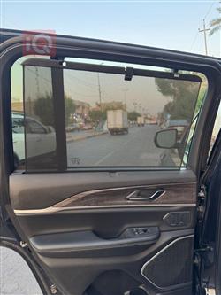 جیپ گراند شیرۆکی